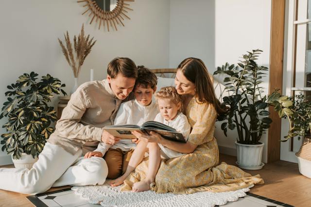 Benefits of Reading Board Books to Babies